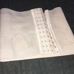 Waist Trainer (Thin ) NEVER USED